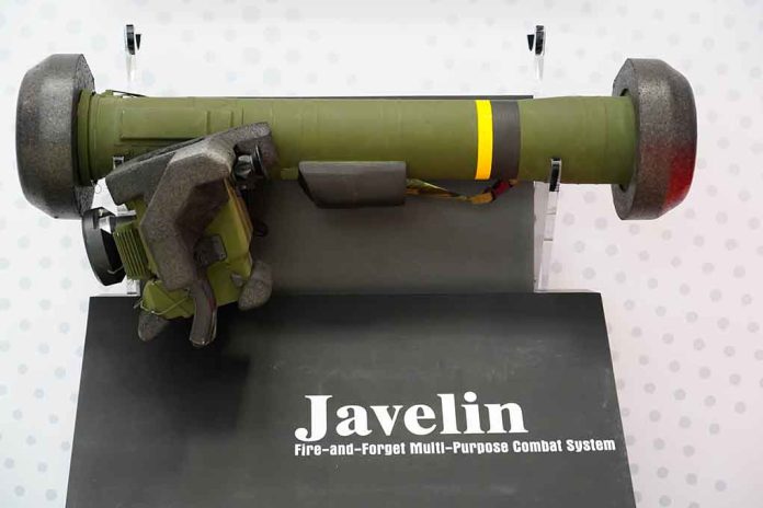 US Military Tests Robotic-Fired Javelin Missiles