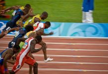 Derek Redmond Finishes Olympic Race with Help of Dad