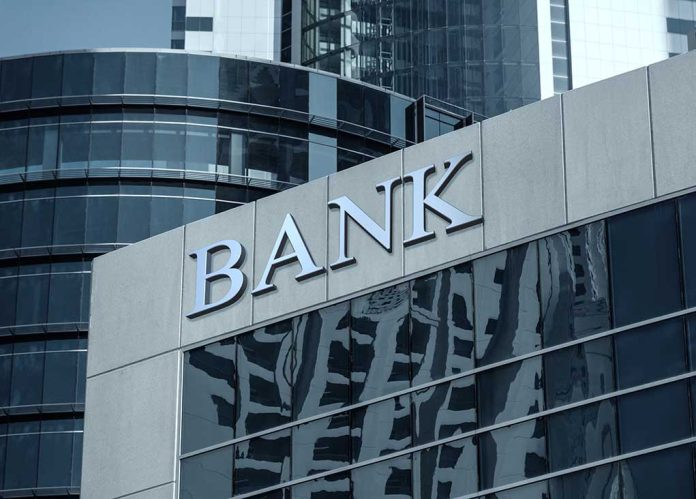 Big Banks Make Dire 2023 Prediction
