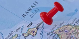 Red pin marking location on Hawaii map.