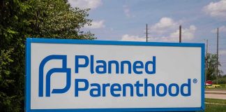 Planned Parenthood sign outdoors