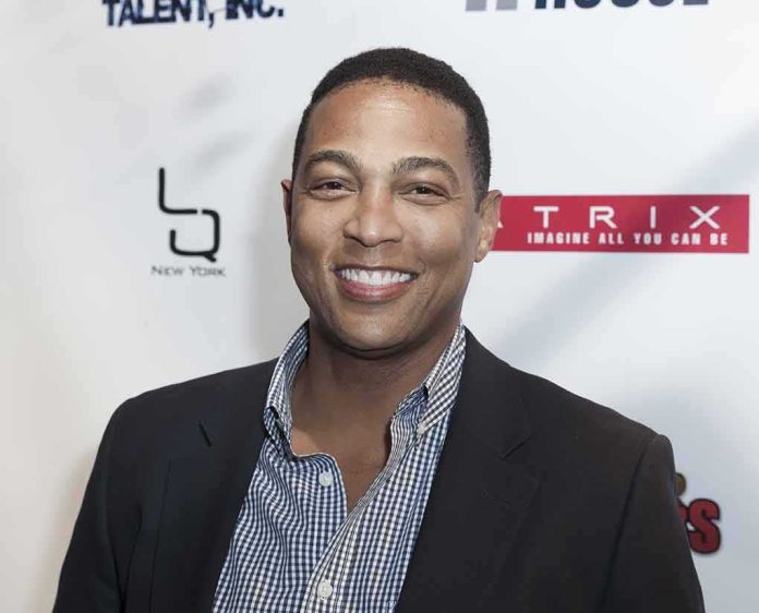 shutterstock_156058751 Don Lemon smiling at an event